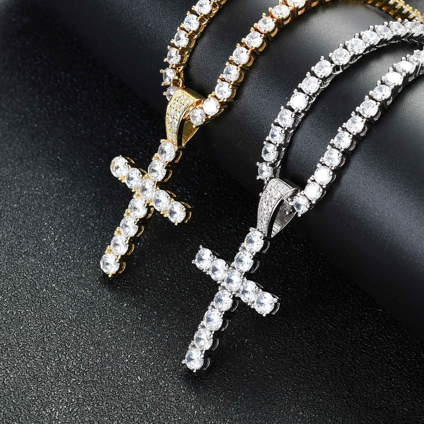 Boutique cross pendant Zircon 4mm Necklace