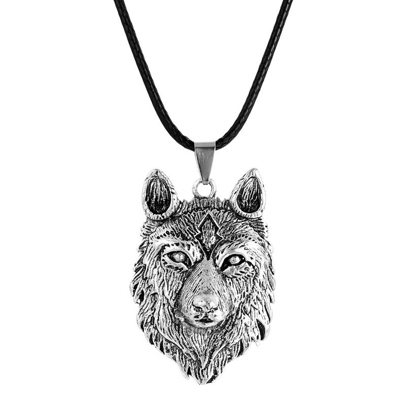 European And American Retro Animal Totem Necklace