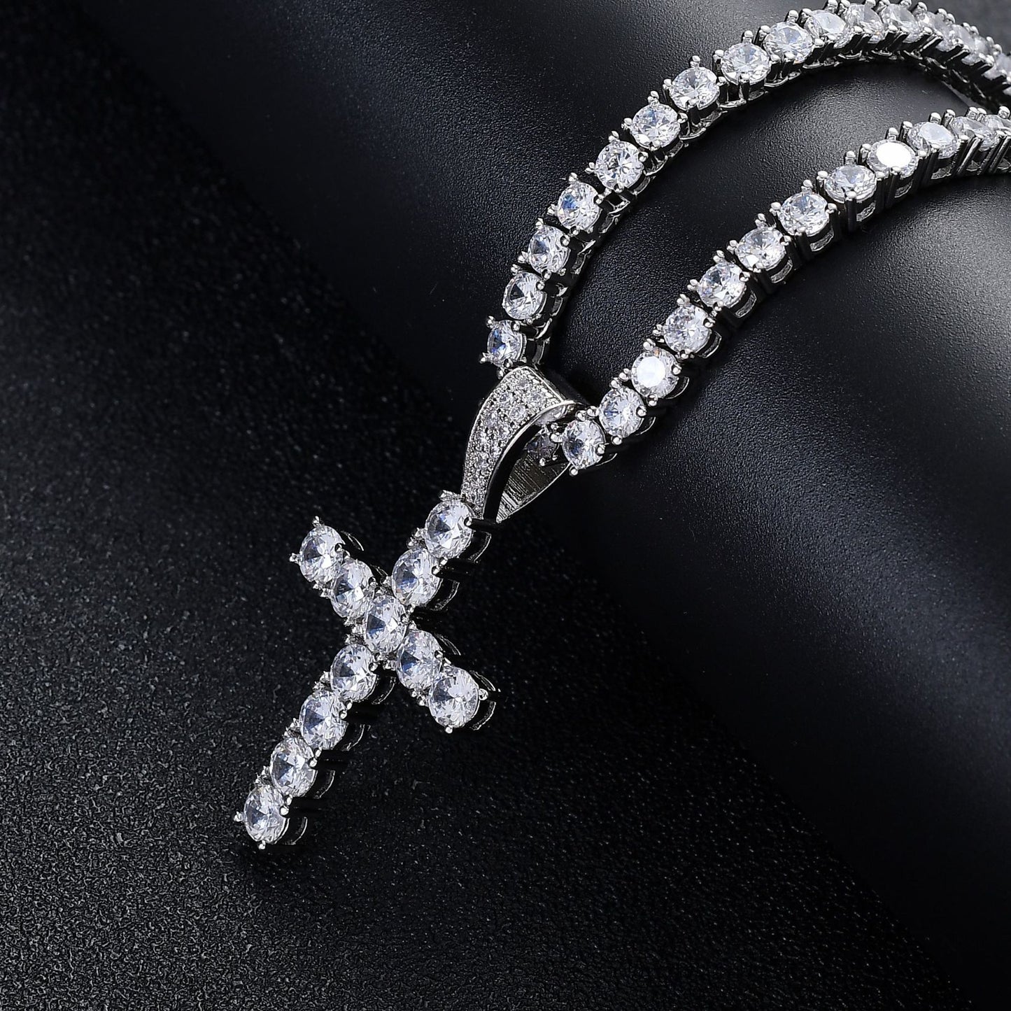 Boutique cross pendant Zircon 4mm Necklace